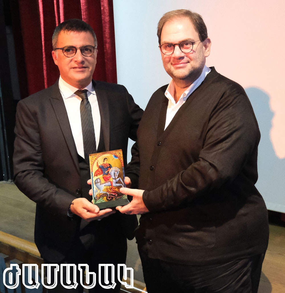 Նուրհան Տավուլճեան եւ Արա Գօչունեան