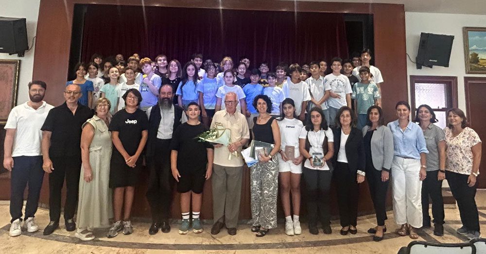 Փրոֆ. Յակոբ Այնթապլեանի Ֆէրիգիւղ այցէն յիշատակ մը