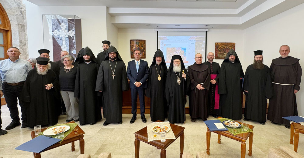 Իրազեկման հաւաքոյթի մասնակիցները (Լուսանկարը՝ հայոց վանքէն)