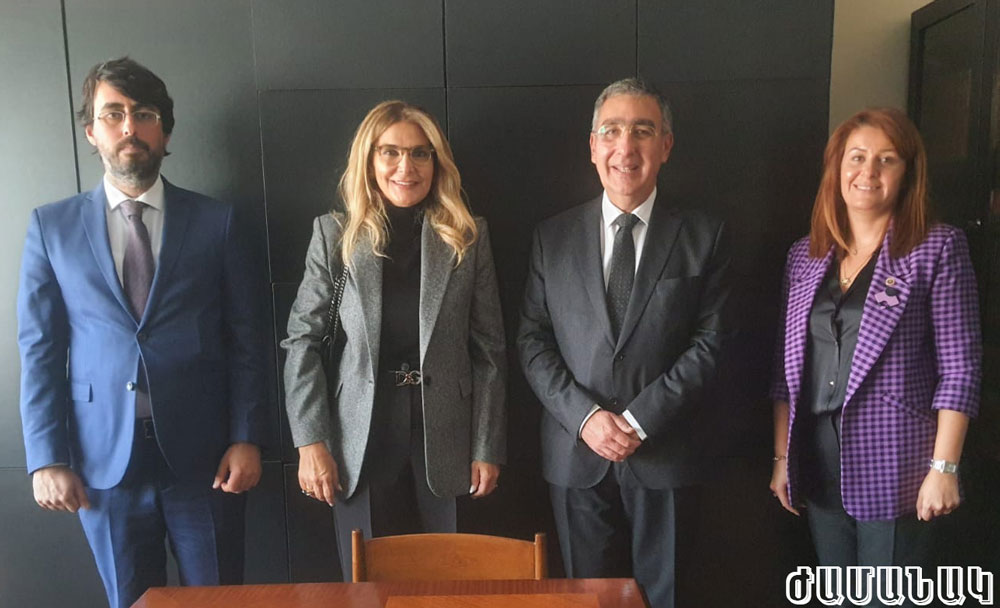 Կիւլպէնկ Զաքար, Ժանէթ Շիրինօղլու, Հրանդ Մոսկոֆեան եւ