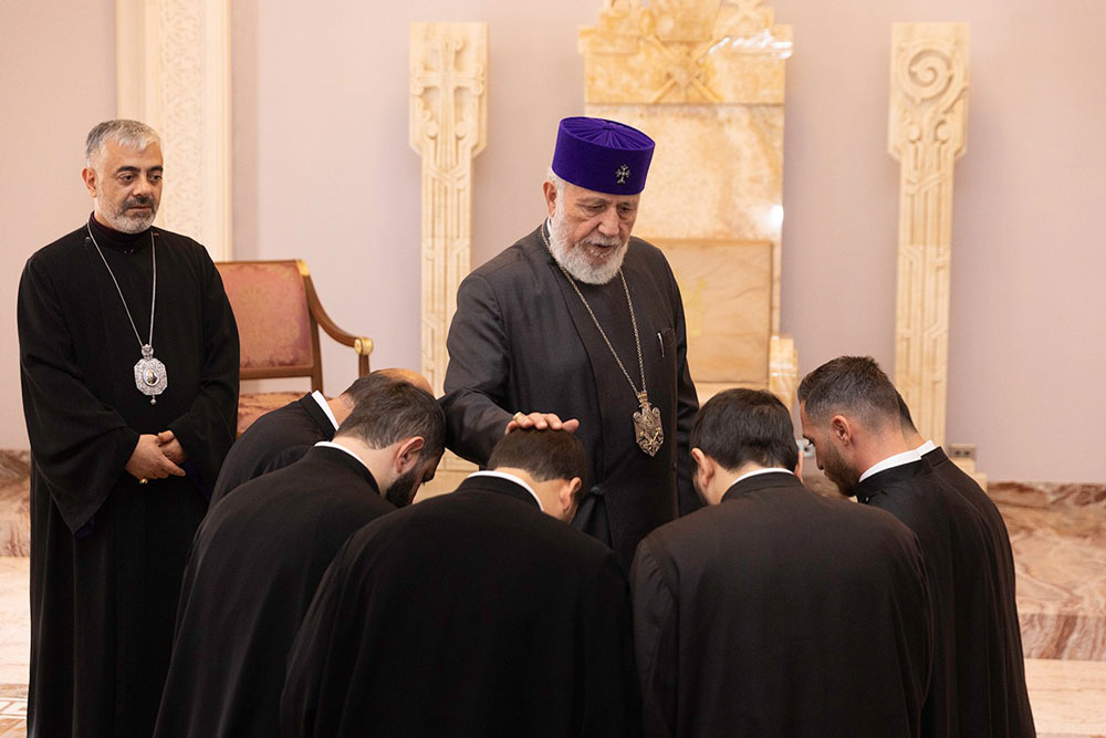 Օրհնութիւն նորաօծներուն